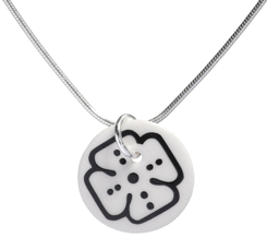 Halsband, 1 berlock- vit/svart